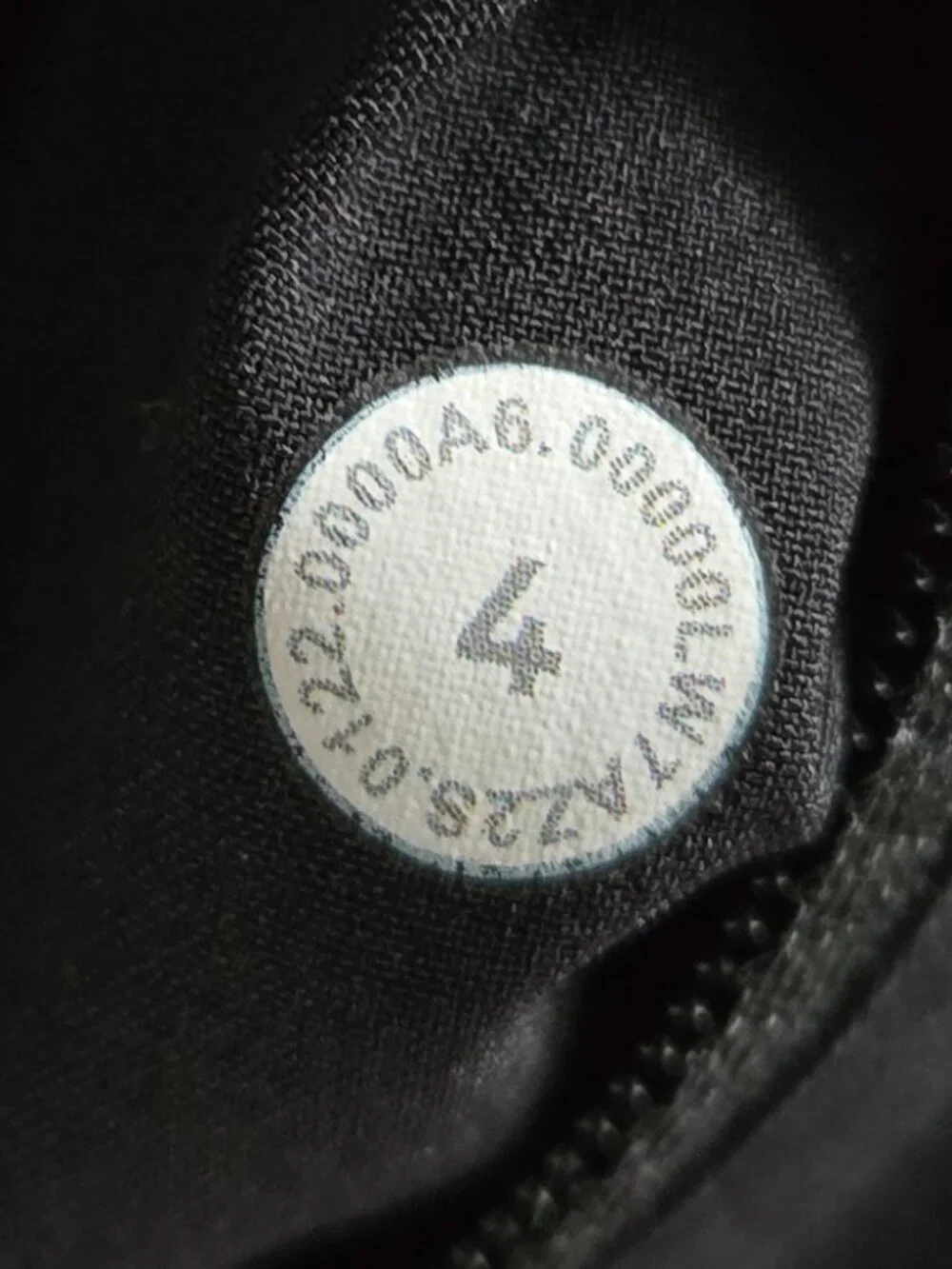 Lululemon Tracker Short V Womens Black Gym Running Activewear Athleisure 4